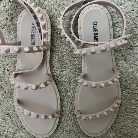 Steve Madden Spike Sandals Size 7 - Picture 3 of 4